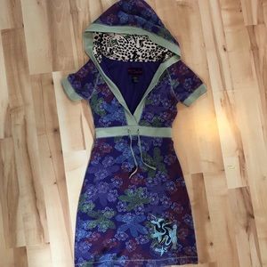 CUSTO BARCELONA HOOD SHORT SLEEVE SWEATSHIRT DRESS